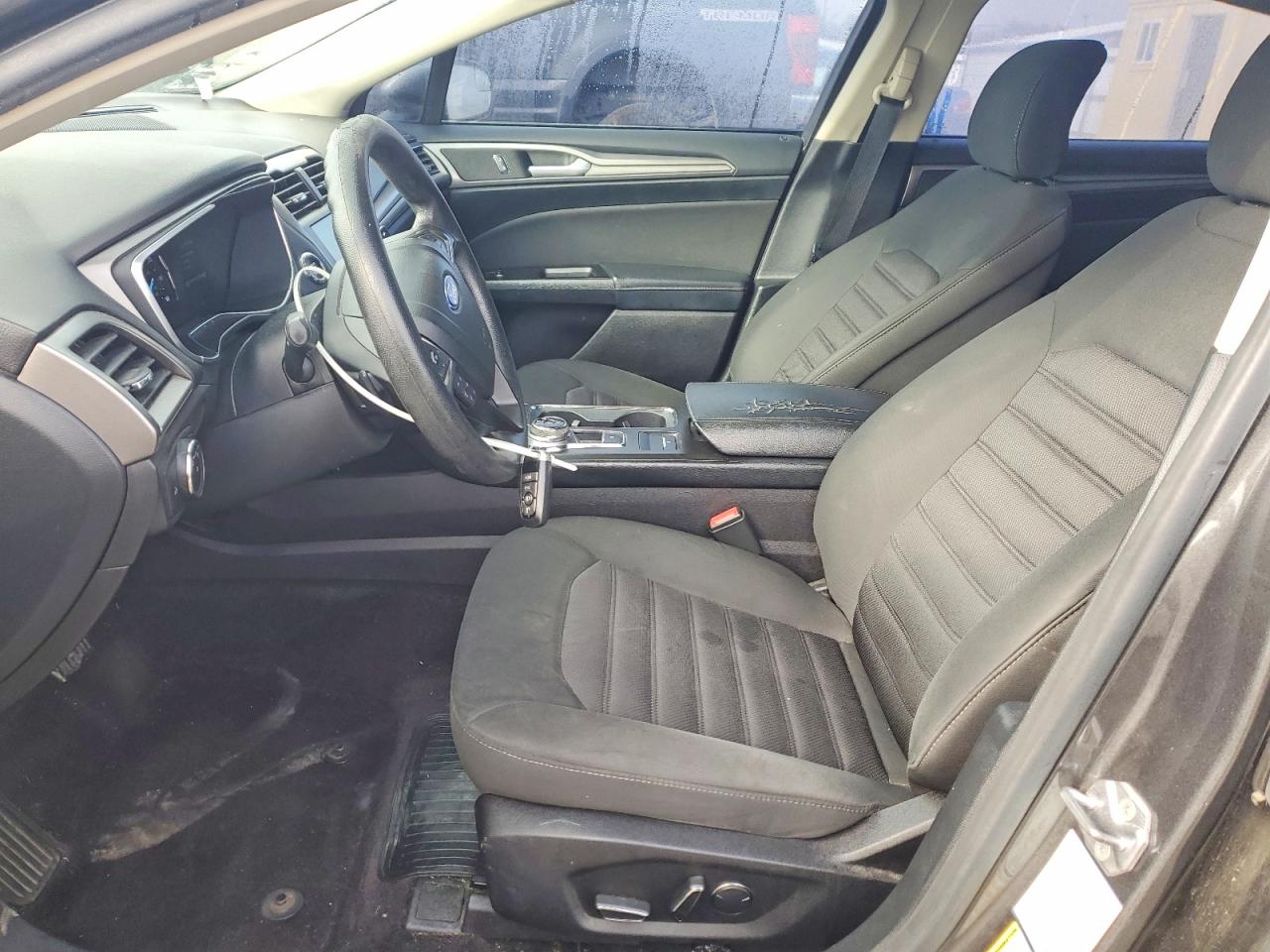 2017 FORD FUSION SE photo 7