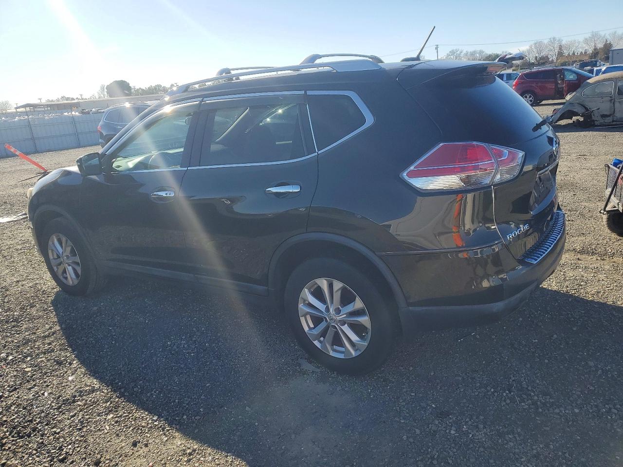 2016 NISSAN ROGUE S photo 2