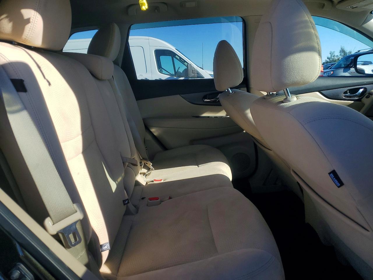 2016 NISSAN ROGUE S photo 11