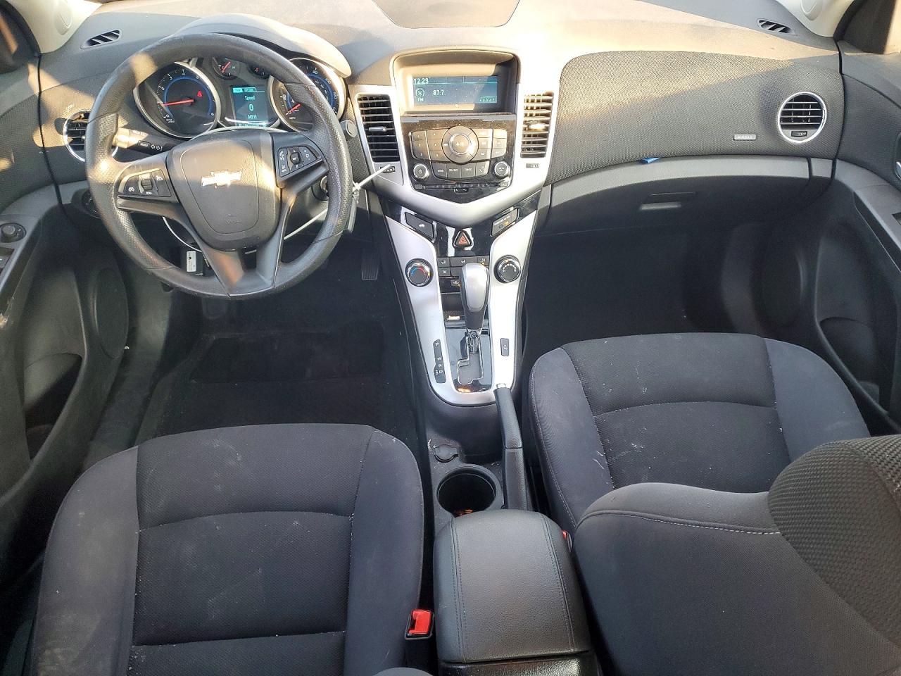 2016 CHEVROLET CRUZE LIMITED LT photo 8