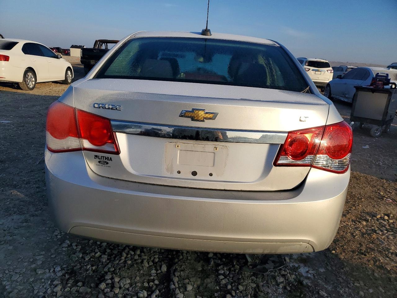 2016 CHEVROLET CRUZE LIMITED LT photo 6