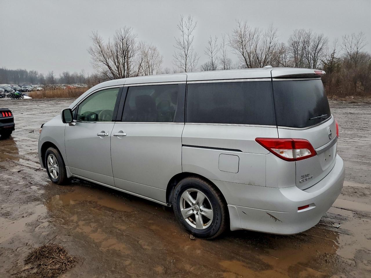 2013 NISSAN QUEST S photo 3