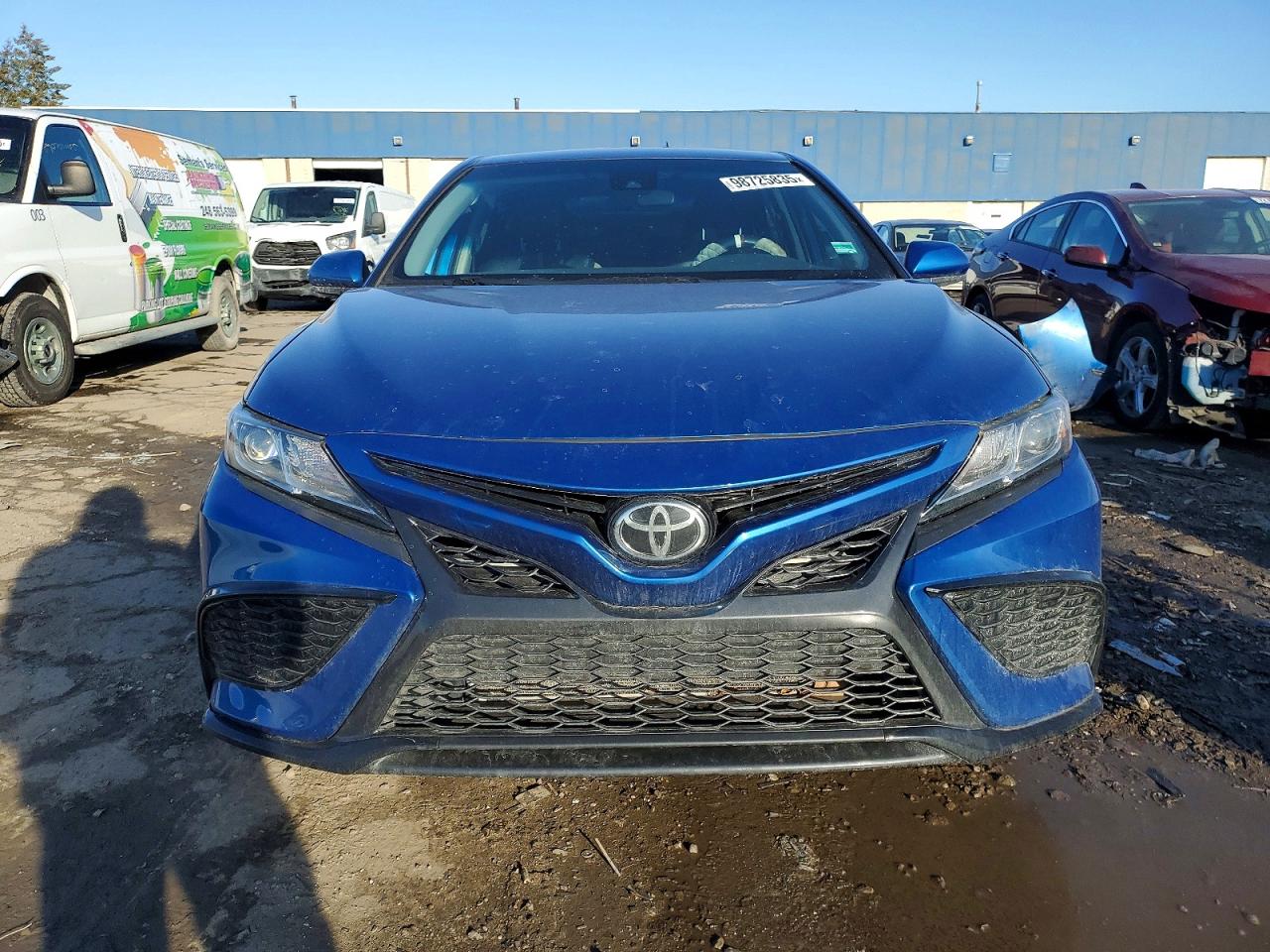 2020 TOYOTA CAMRY SE photo 5