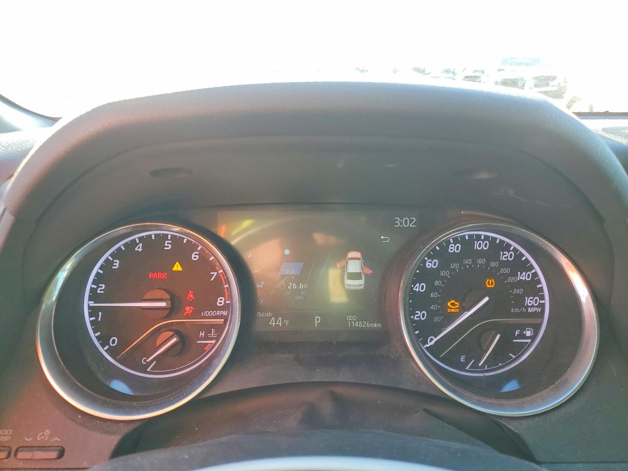 2020 TOYOTA CAMRY SE photo 9