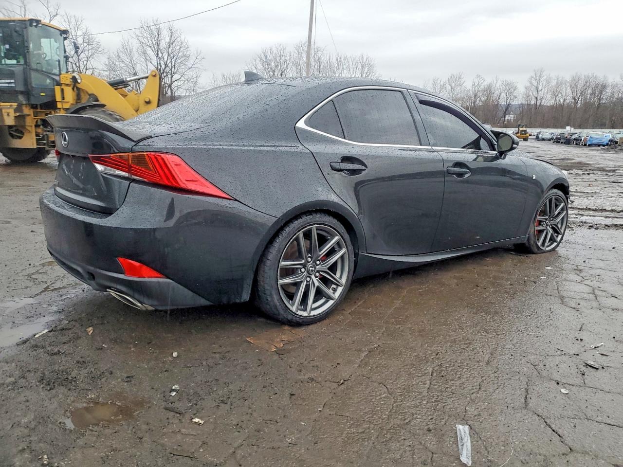 2018 LEXUS IS 300 photo 5