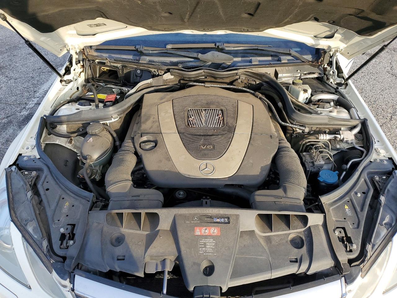 2011 MERCEDES-BENZ E 350 photo 11