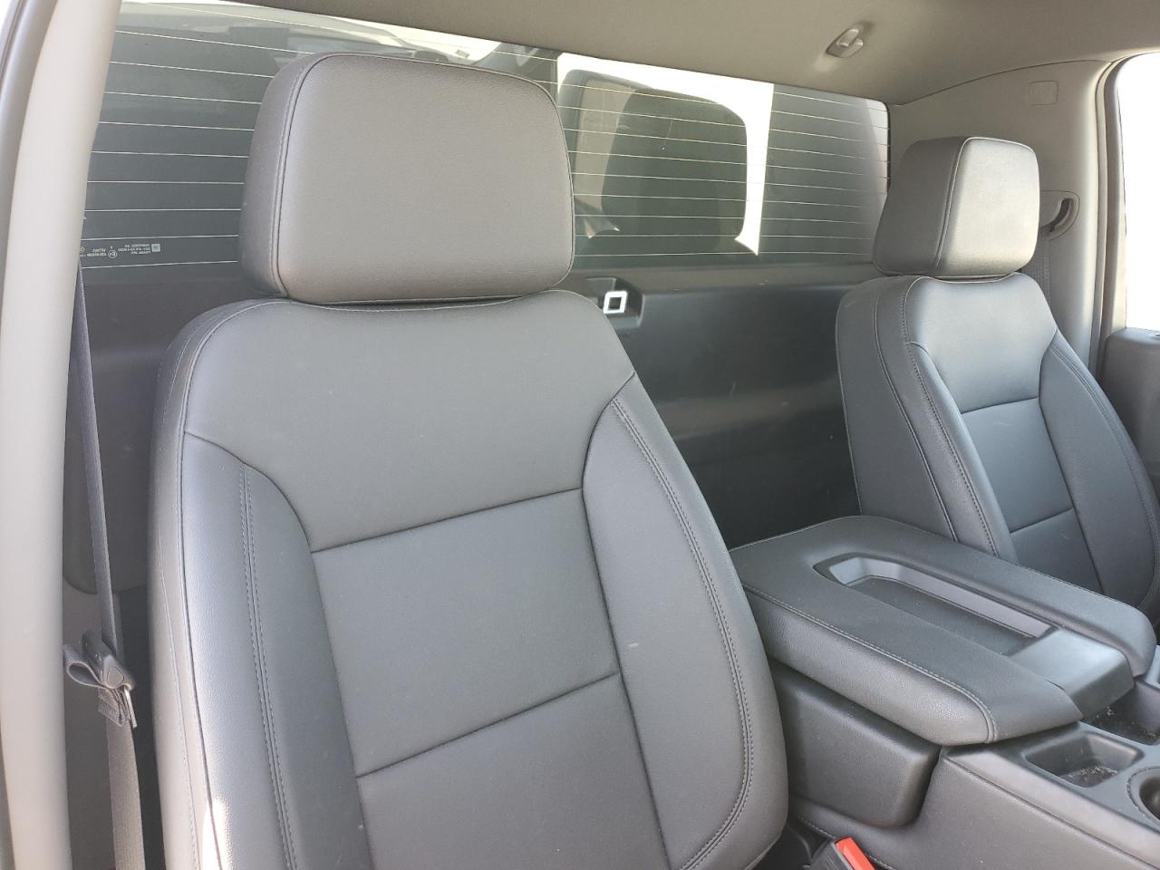 2024 CHEVROLET SILVERADO - REFRIGERATED BOX TRUCK photo 11