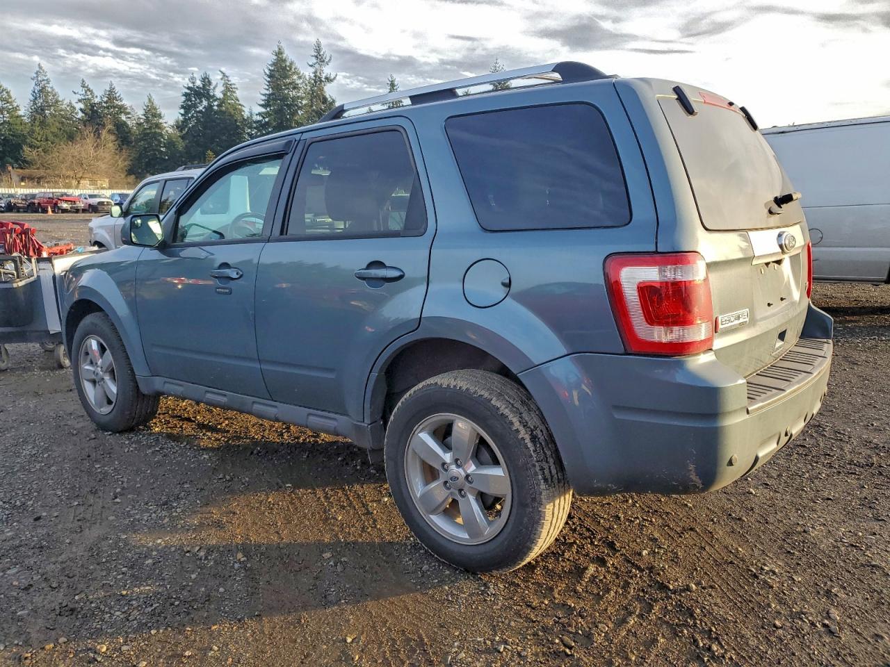 2012 FORD ESCAPE LIMITED photo 2