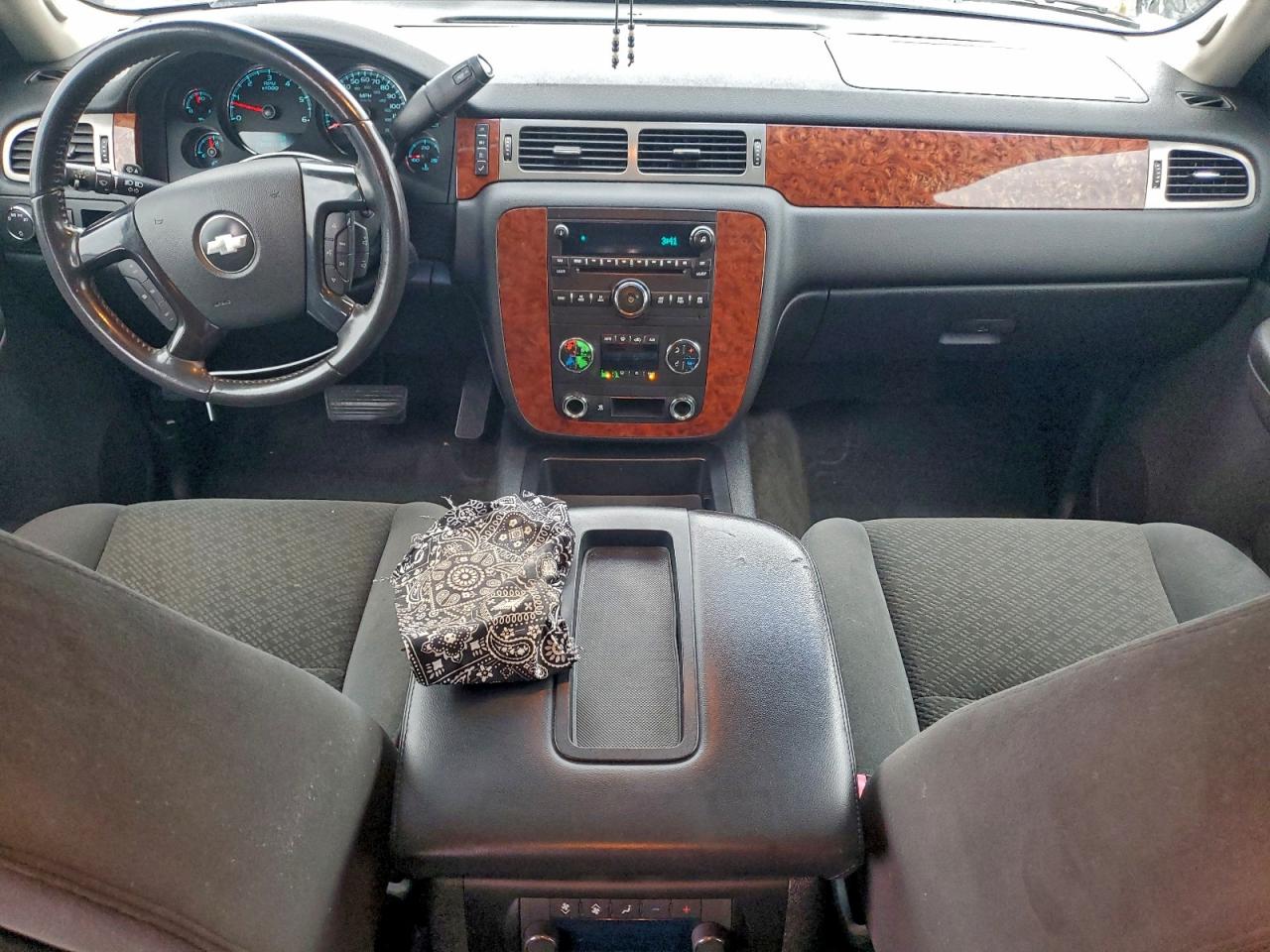 2008 CHEVROLET TAHOE C1500 photo 8