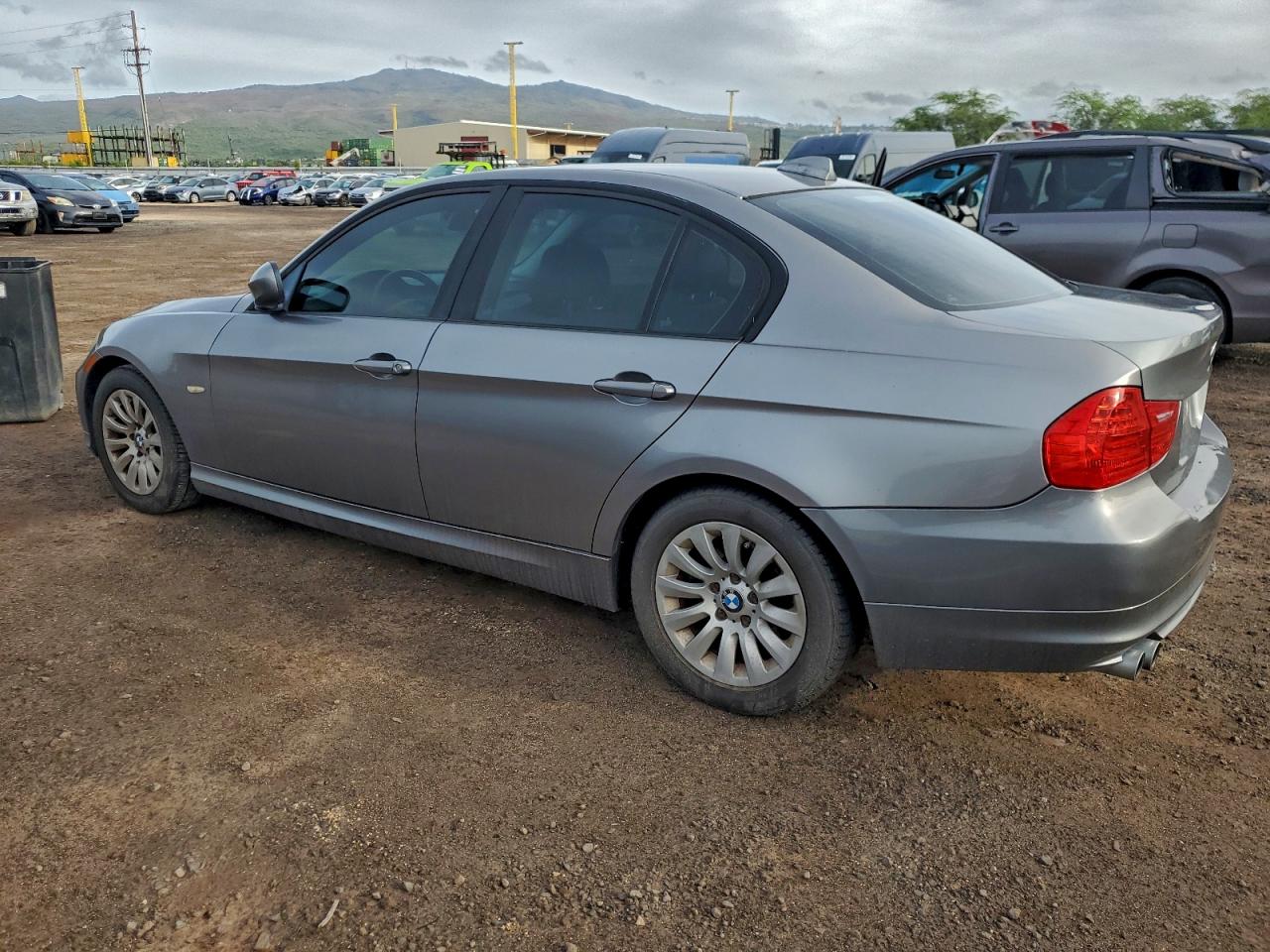 2009 BMW 328 I photo 2