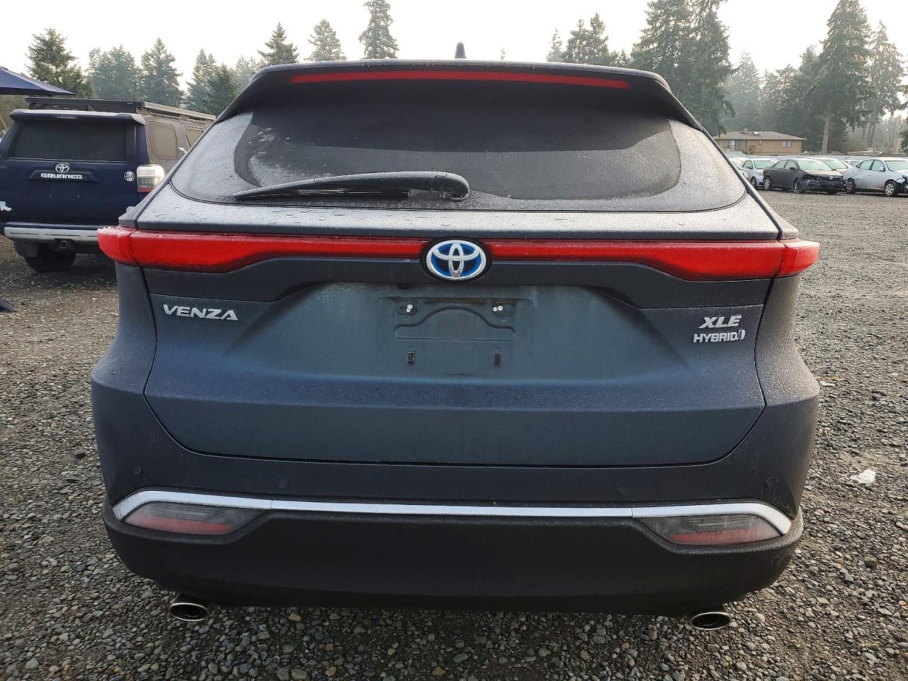 2021 TOYOTA VENZA LE photo 6