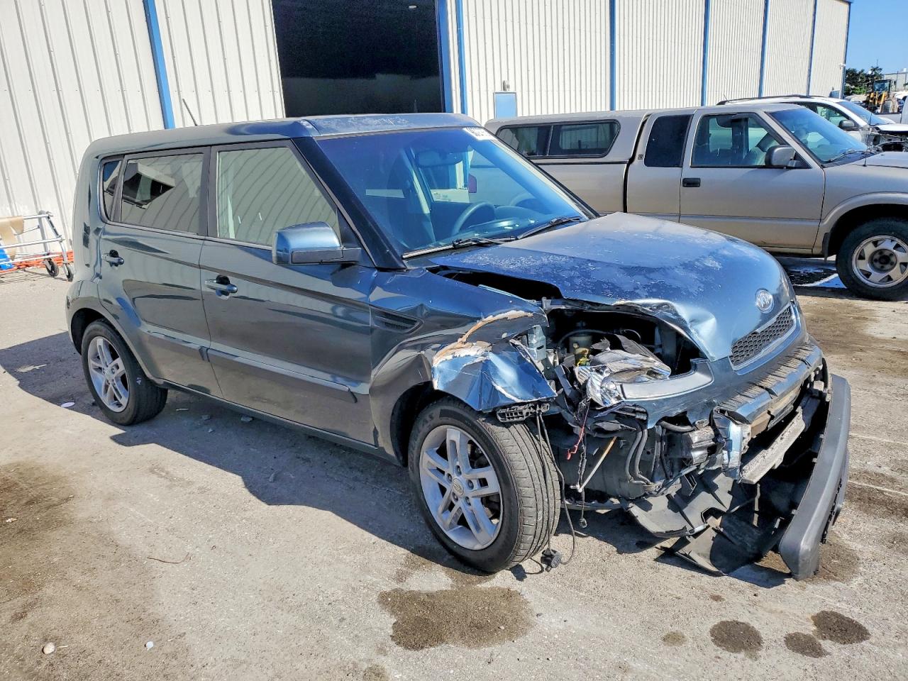 2011 KIA SOUL + photo 4