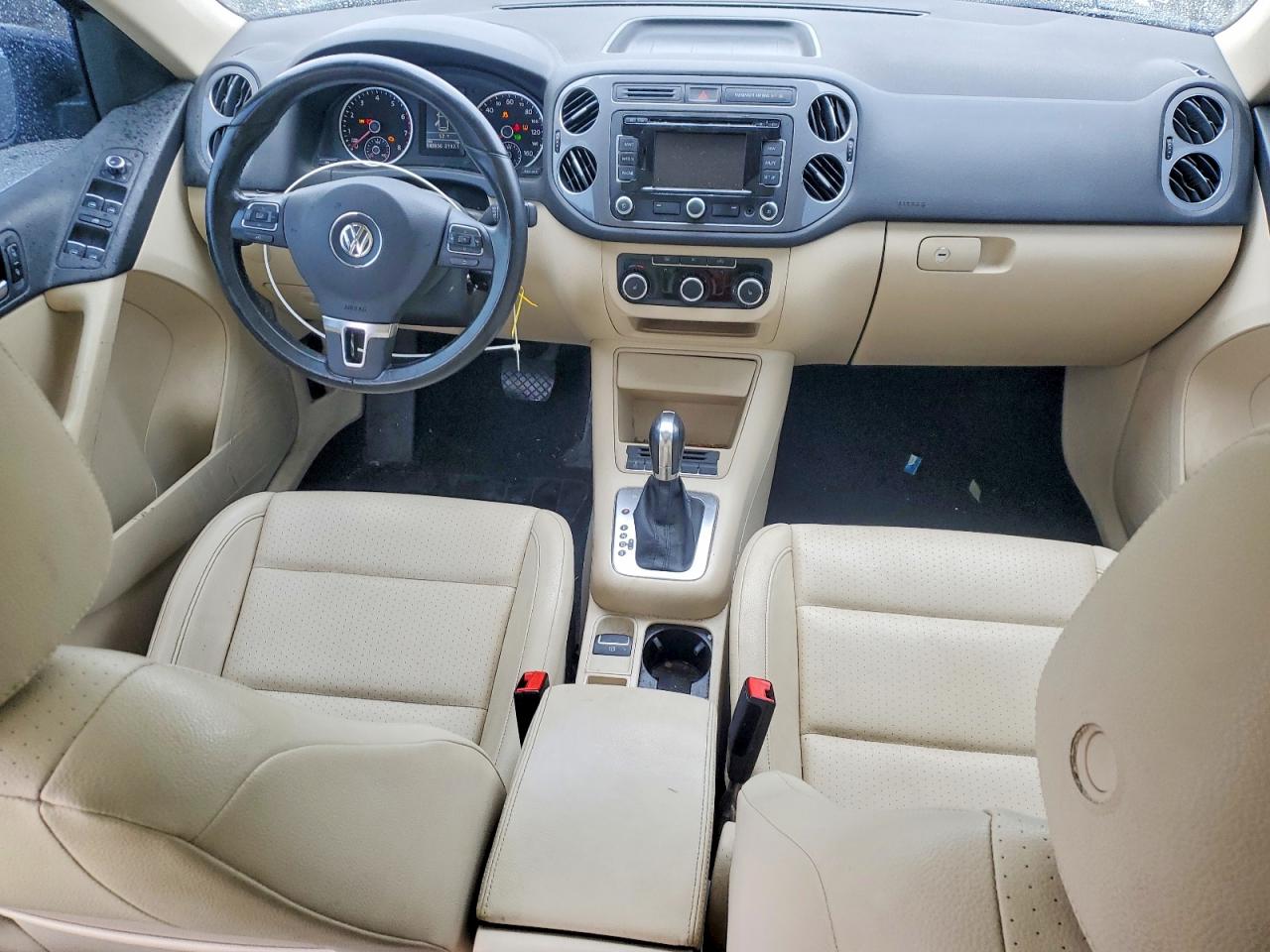 2012 VOLKSWAGEN TIGUAN S photo 8