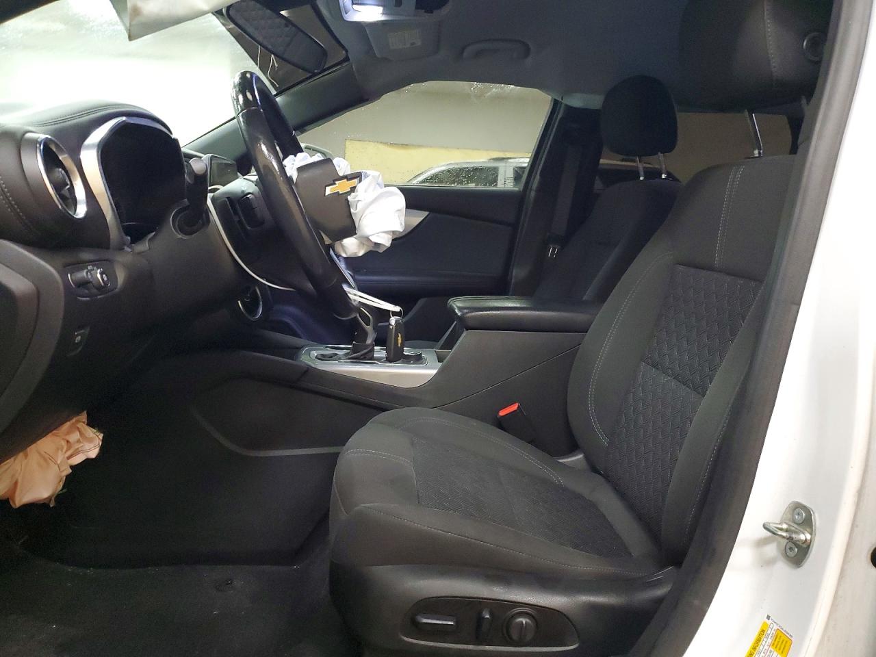 2020 CHEVROLET BLAZER 2LT photo 7