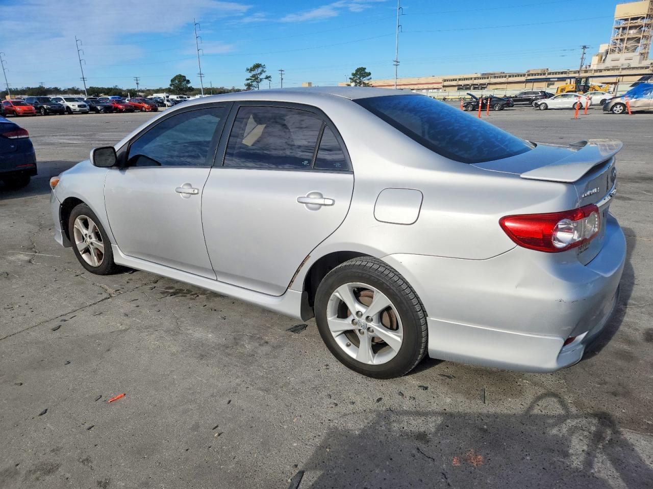 2011 TOYOTA COROLLA BASE photo 2