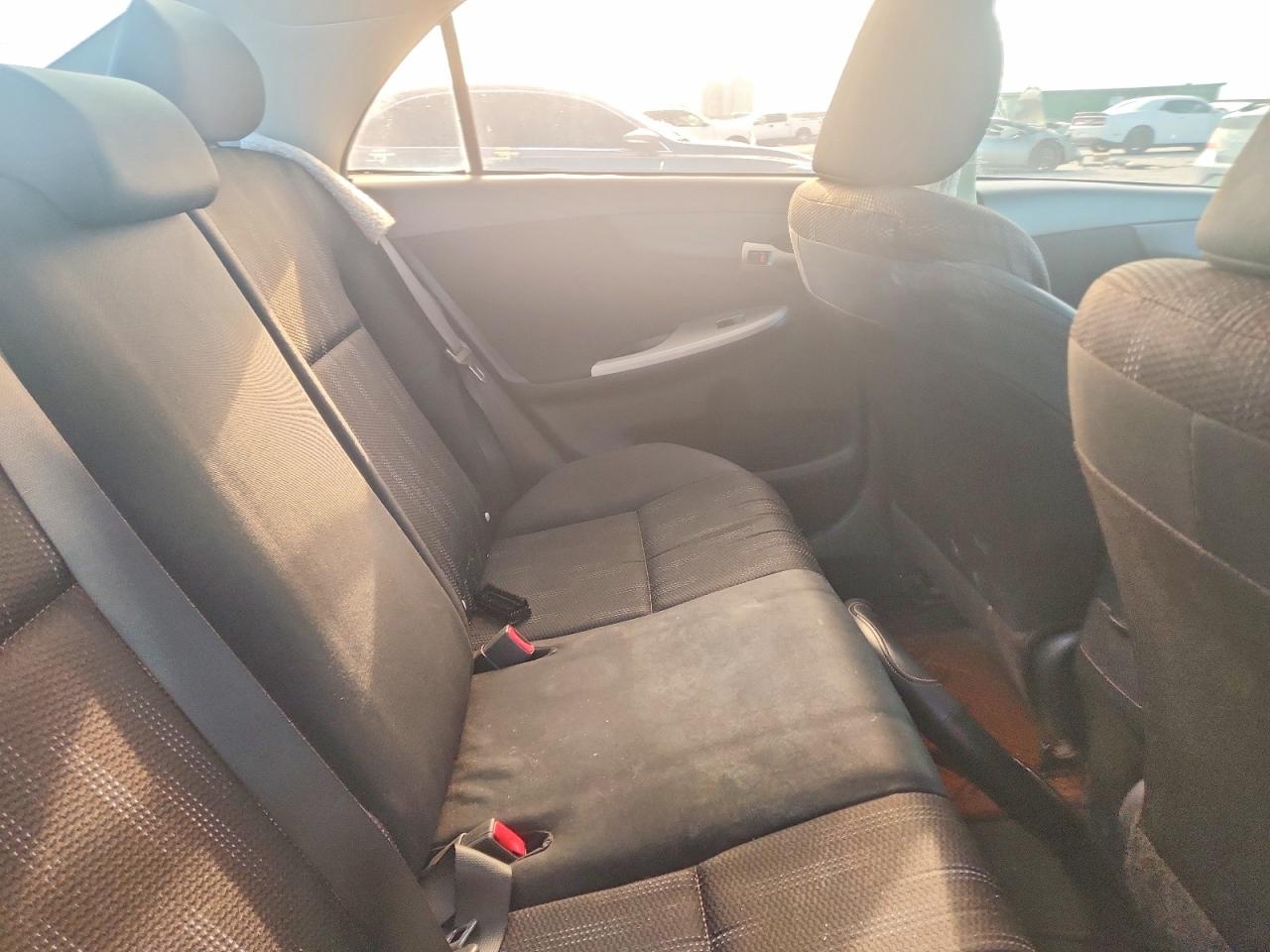 2011 TOYOTA COROLLA BASE photo 10