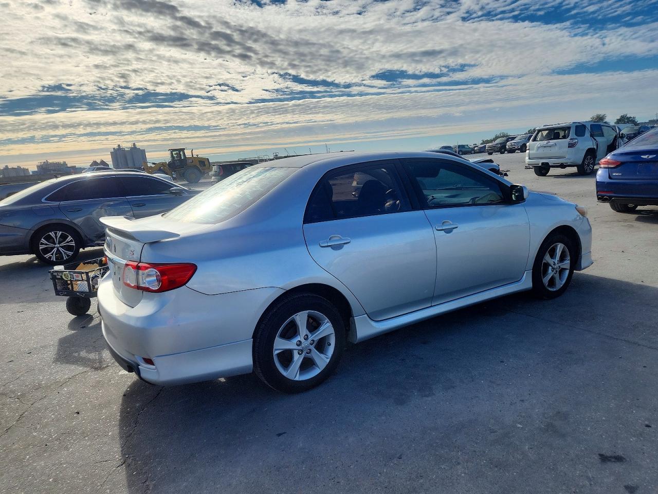 2011 TOYOTA COROLLA BASE photo 3