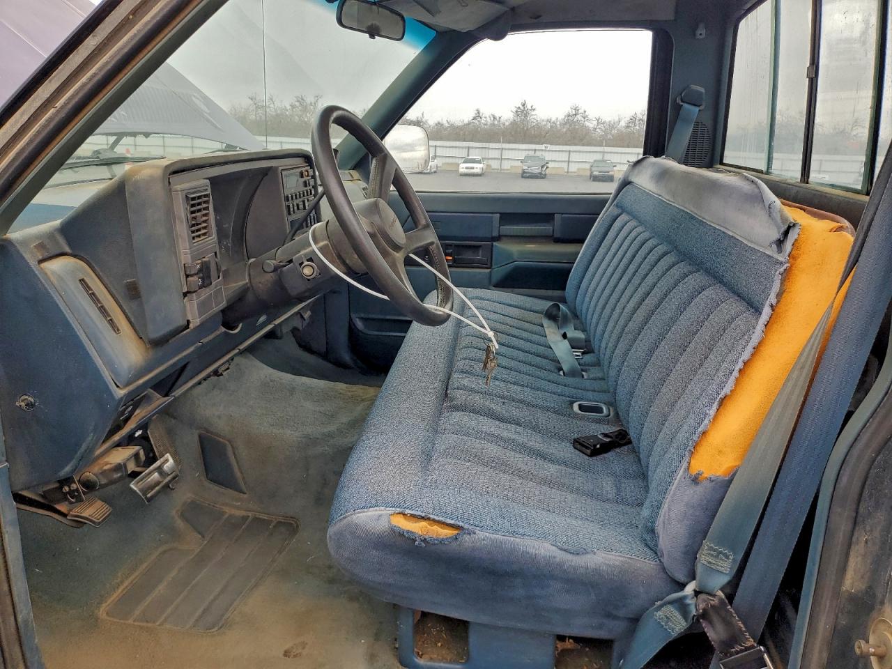 1989 CHEVROLET GMT-400 C1500 photo 7