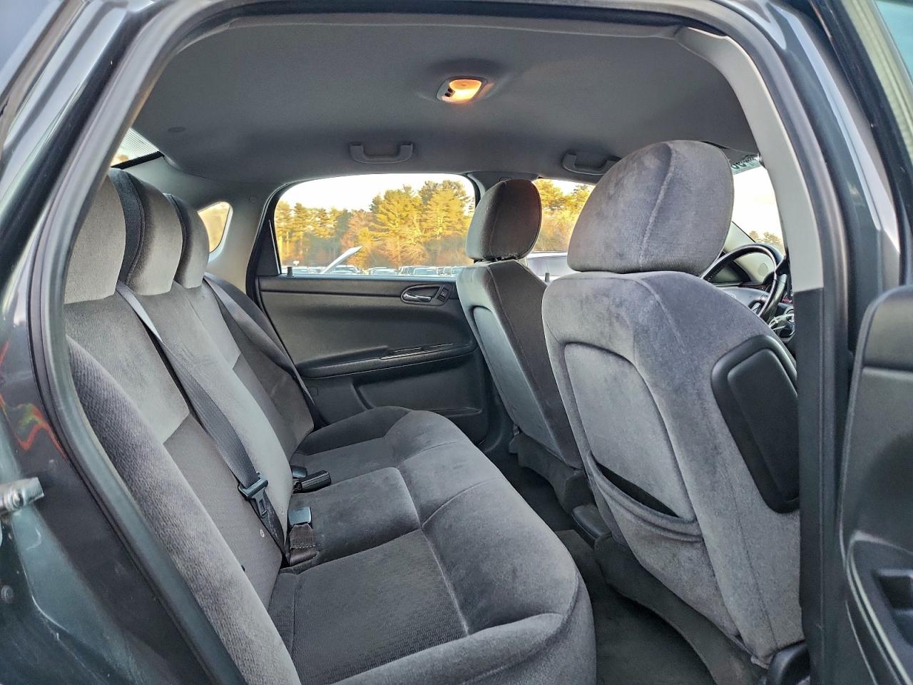 2011 CHEVROLET IMPALA LT photo 10