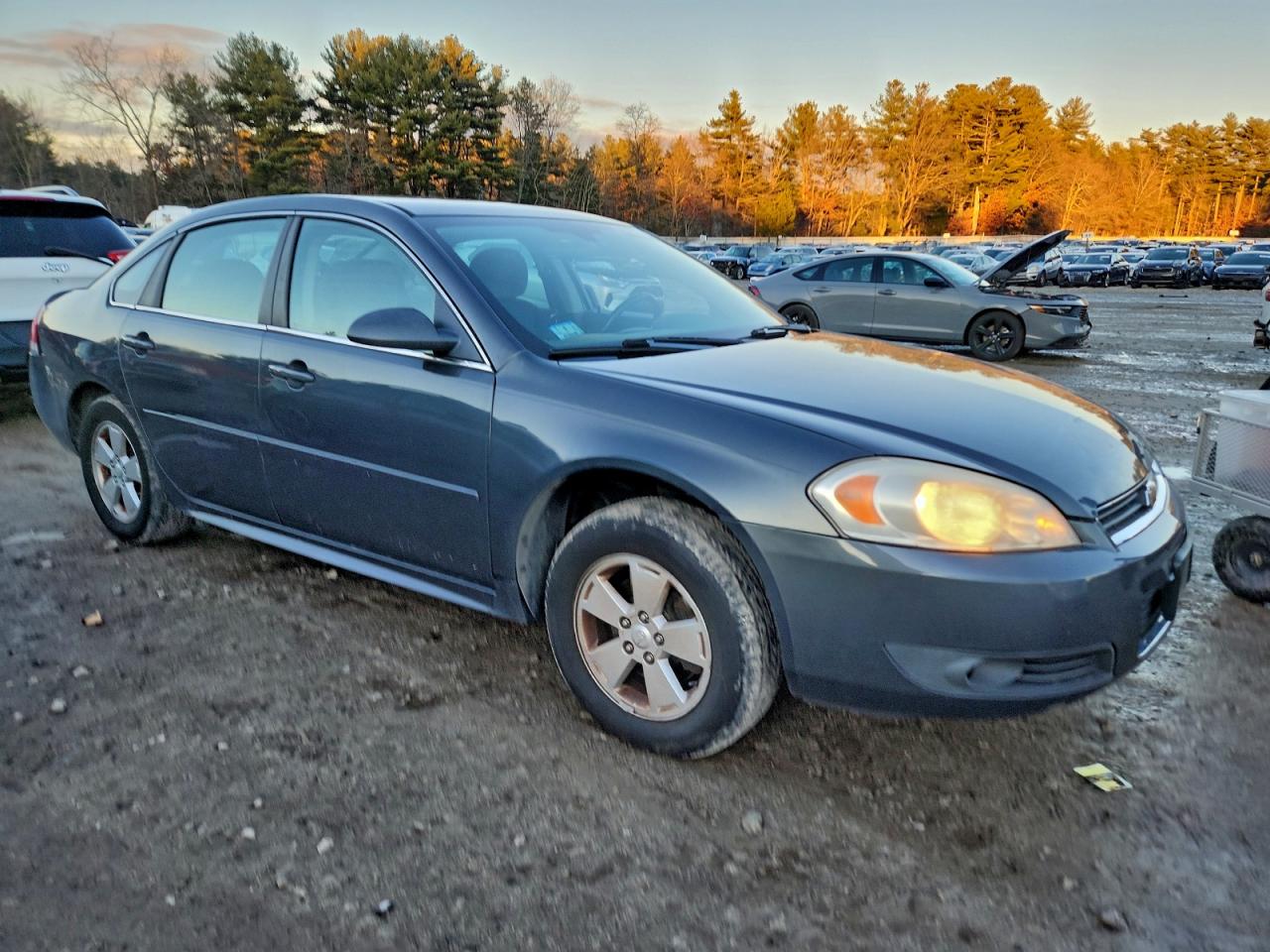 2011 CHEVROLET IMPALA LT photo 4