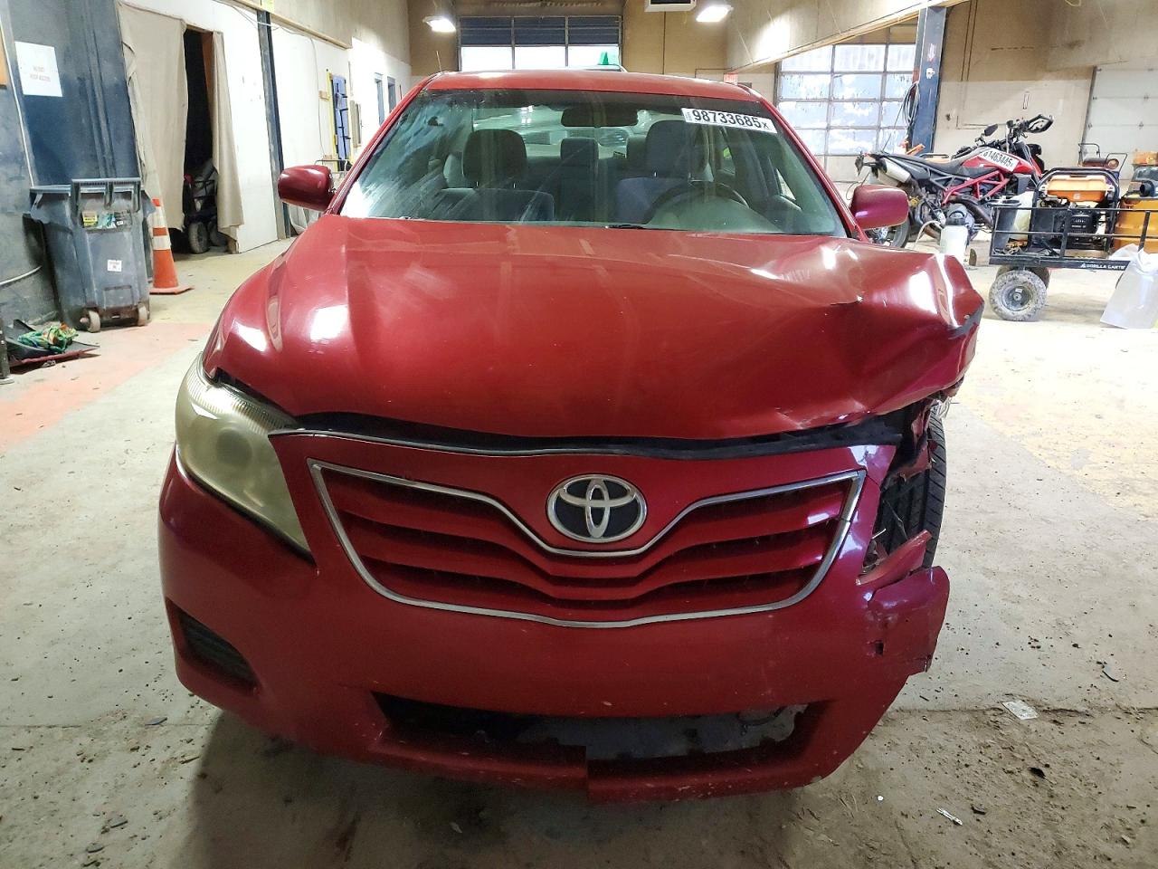 2011 TOYOTA CAMRY BASE photo 5