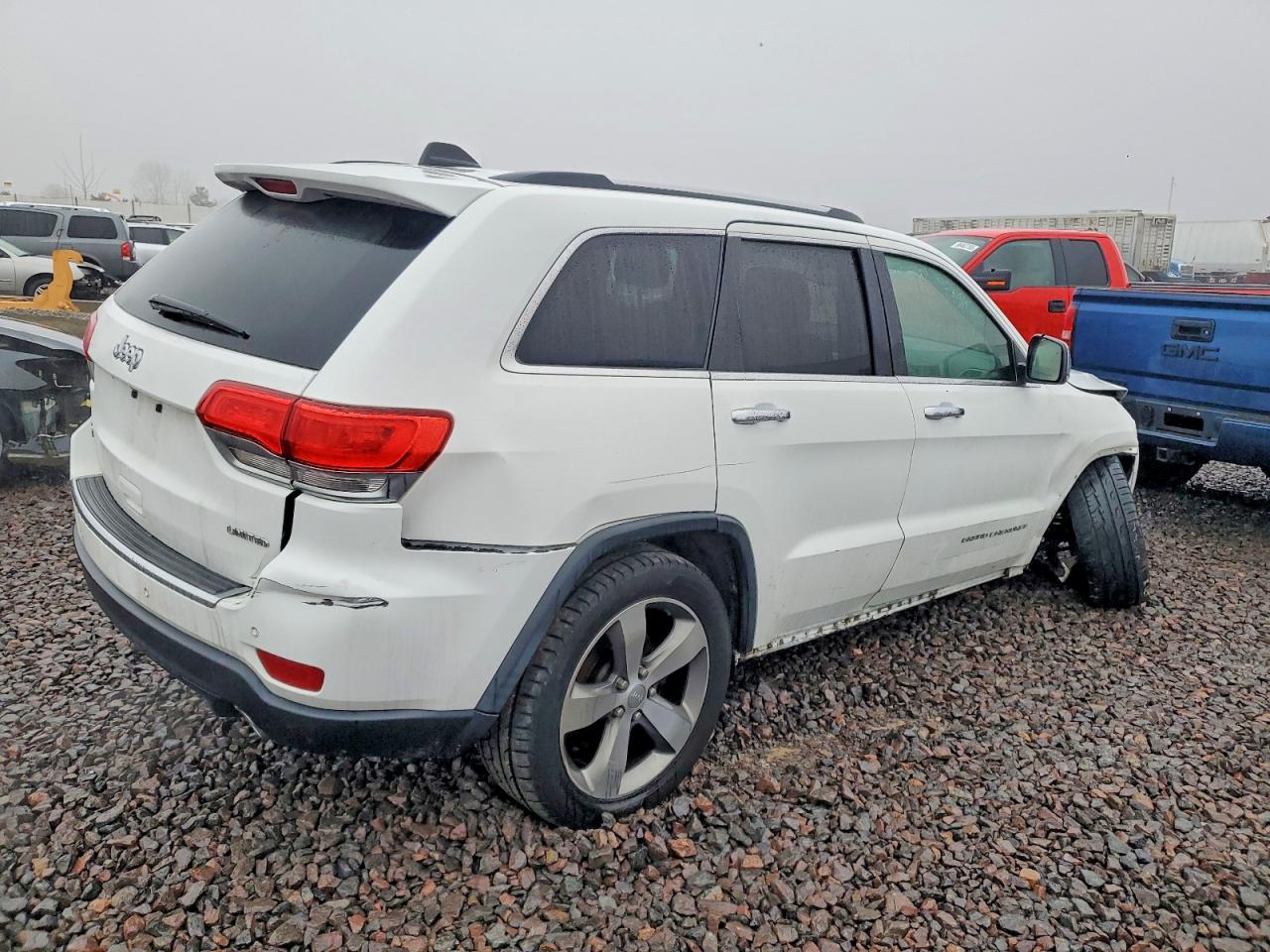 2016 JEEP GRAND CHEROKEE LIMITED photo 3