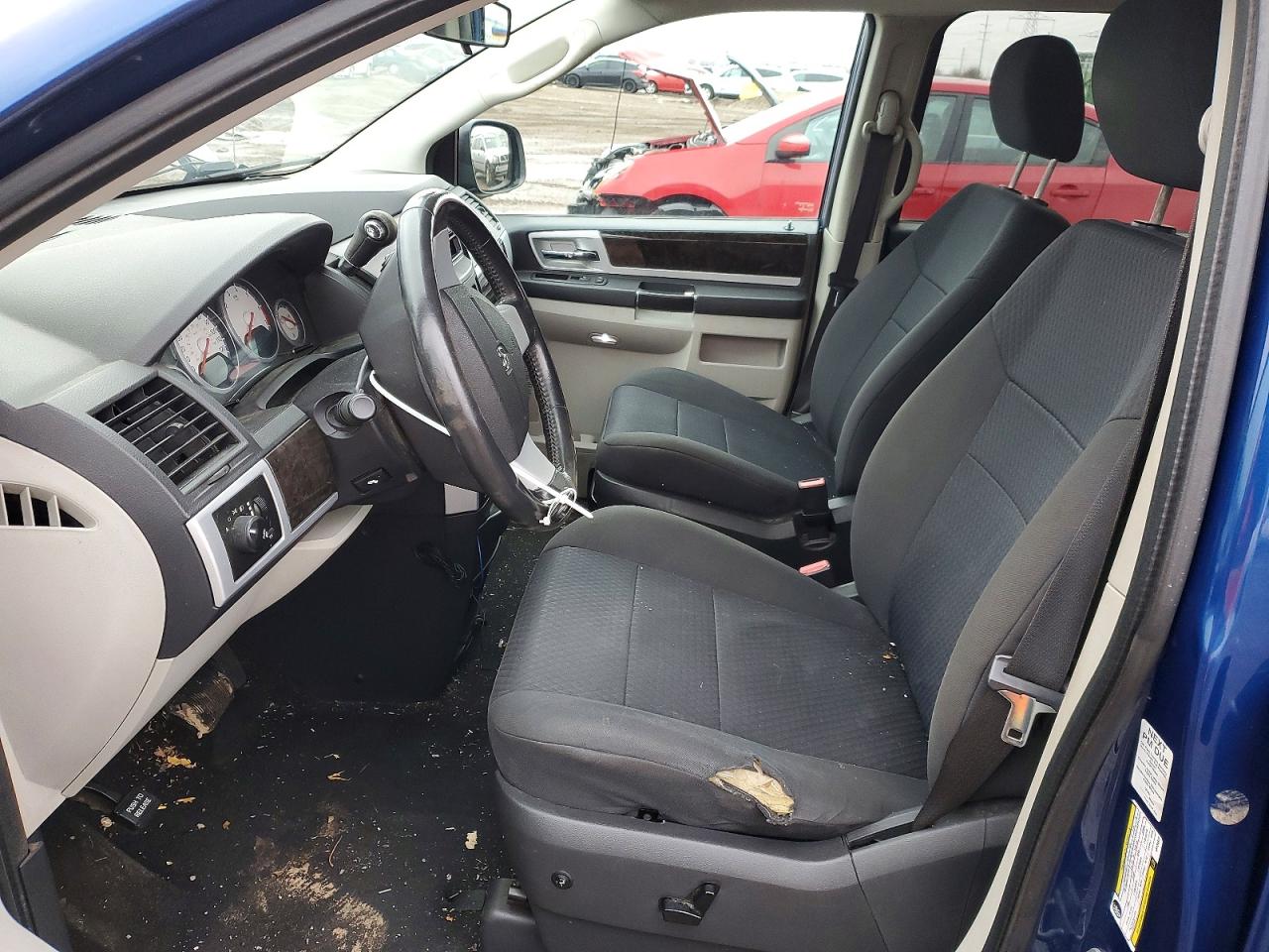 2010 DODGE GRAND CARAVAN SXT photo 7