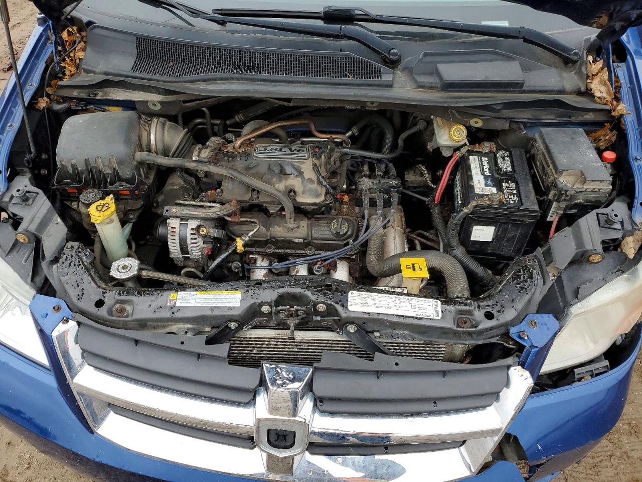 2010 DODGE GRAND CARAVAN SXT photo 12