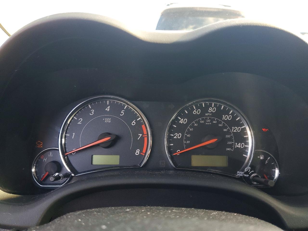 2013 TOYOTA COROLLA BASE photo 9