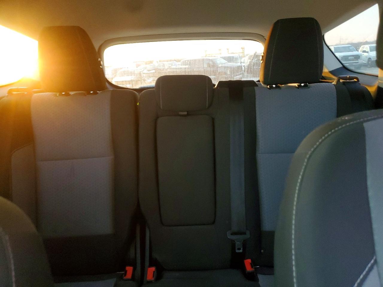 2017 FORD ESCAPE SE photo 10