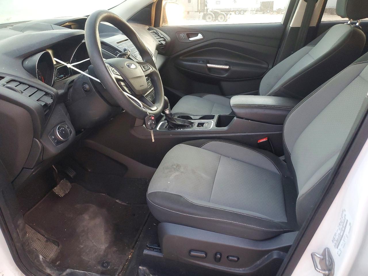2017 FORD ESCAPE SE photo 7