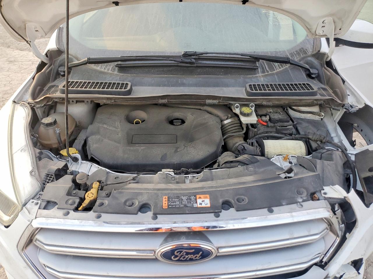 2017 FORD ESCAPE SE photo 12