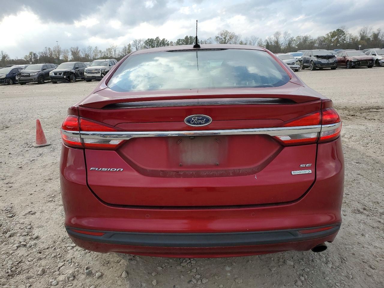 2017 FORD FUSION SE photo 11