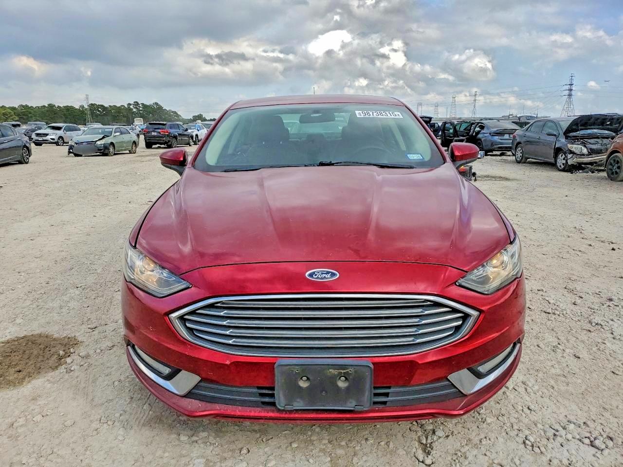 2017 FORD FUSION SE photo 9