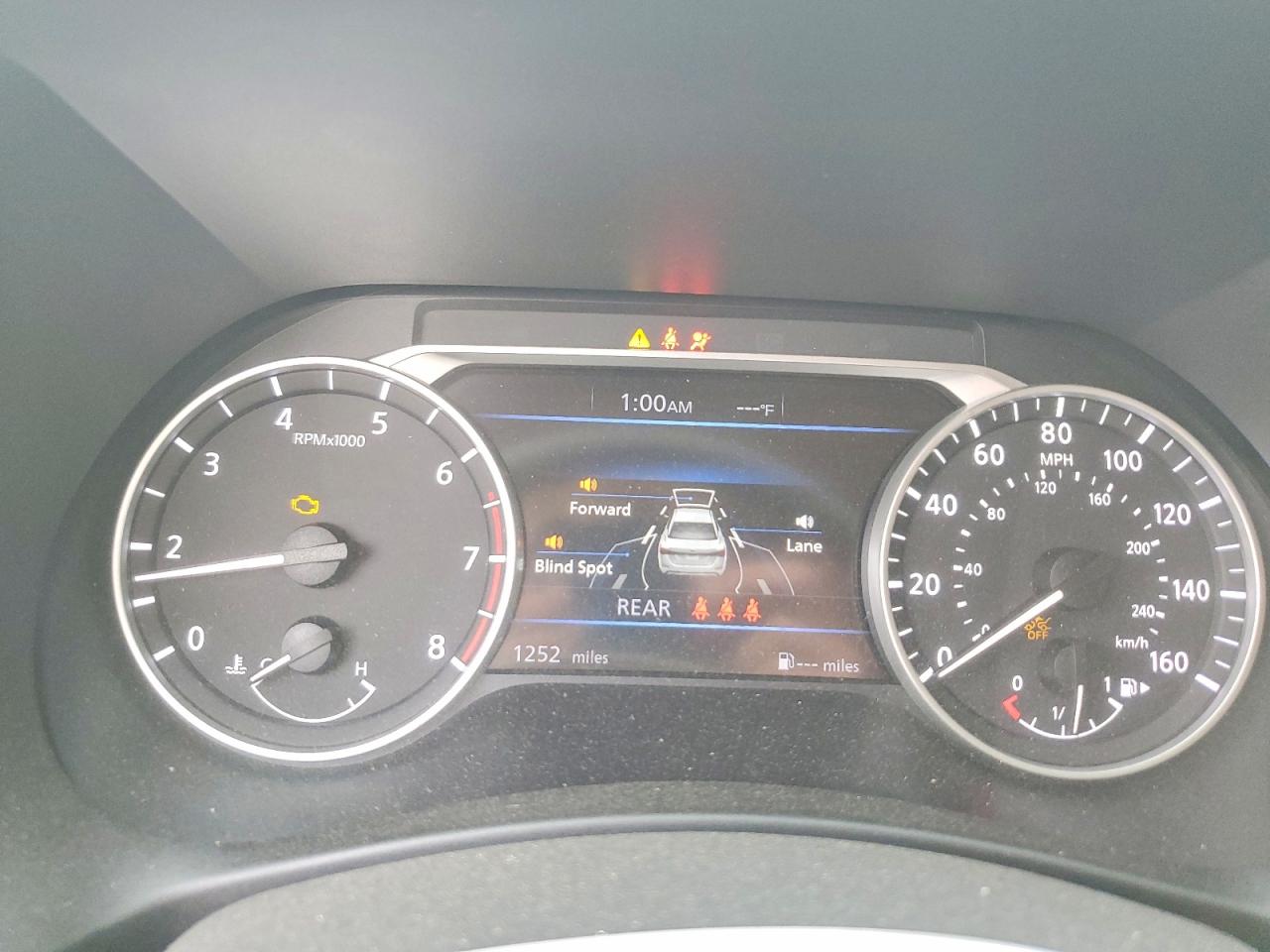 2024 NISSAN SENTRA SV photo 9