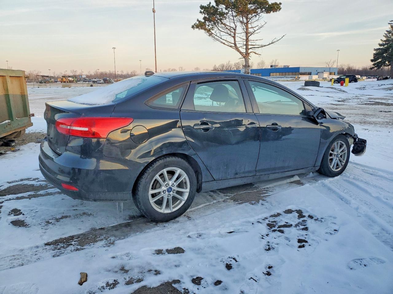 2015 FORD FOCUS SE photo 5