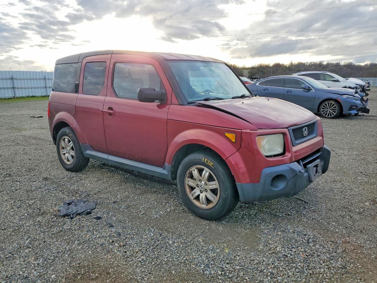2006 HONDA ELEMENT EX photo 4