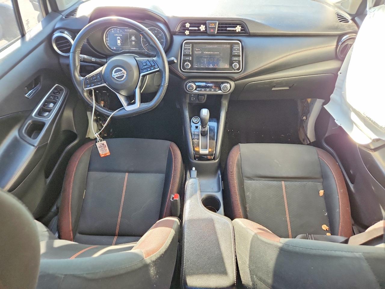 2020 NISSAN VERSA SR photo 8