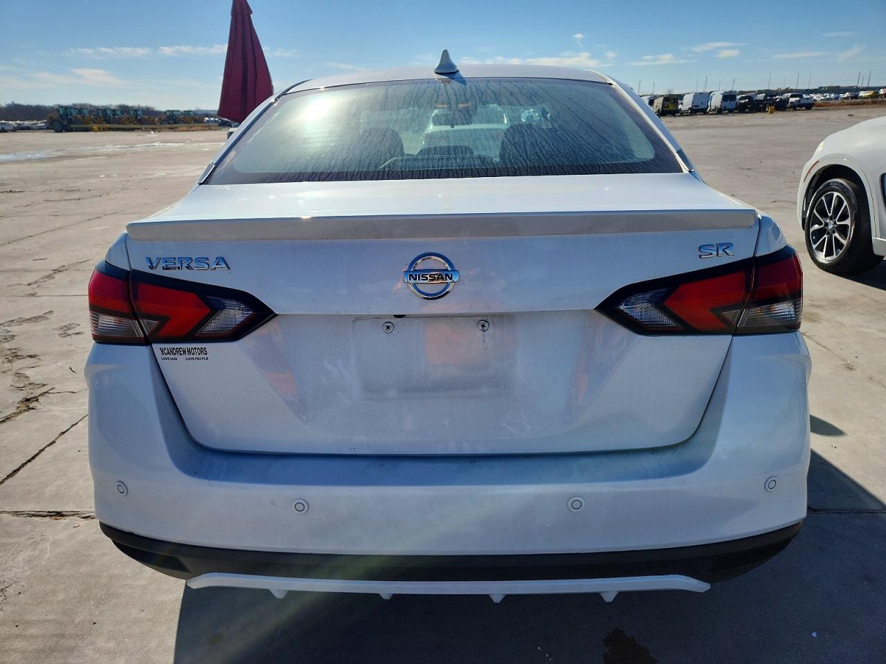 2020 NISSAN VERSA SR photo 6