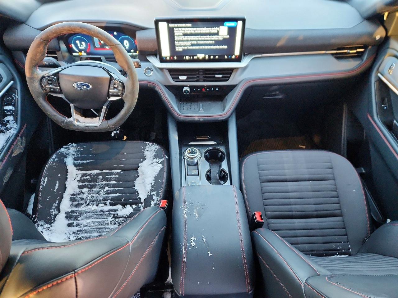 2025 FORD EXPLORER ST-LINE photo 8