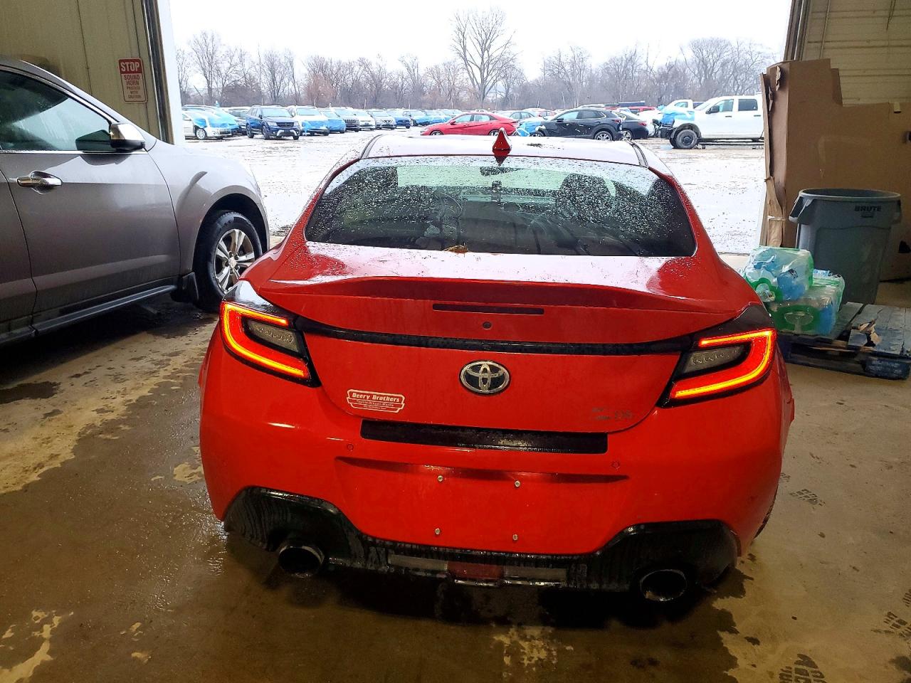 2025 TOYOTA GR 86 photo 6