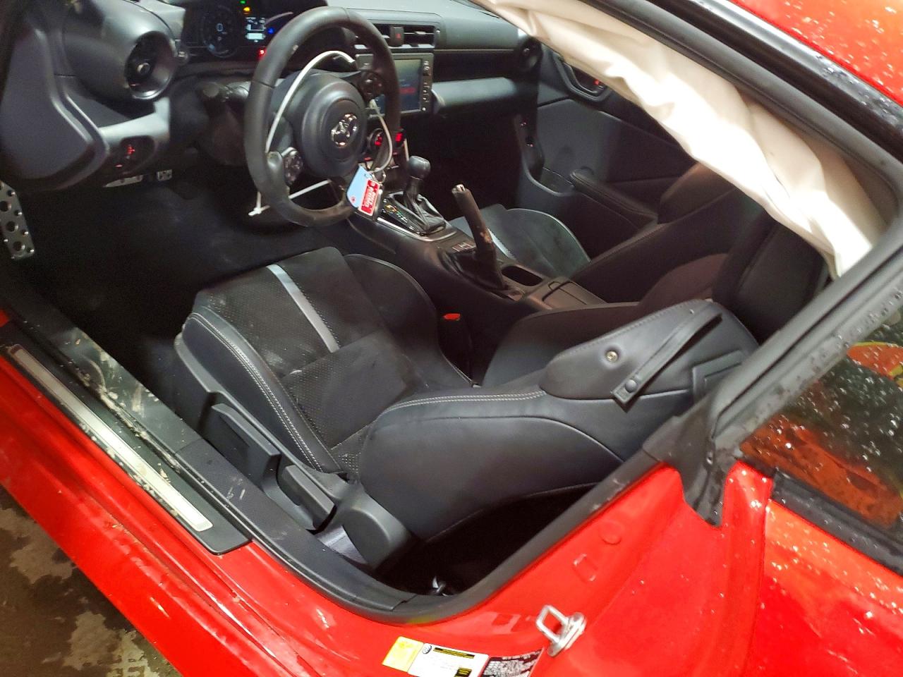 2025 TOYOTA GR 86 photo 8