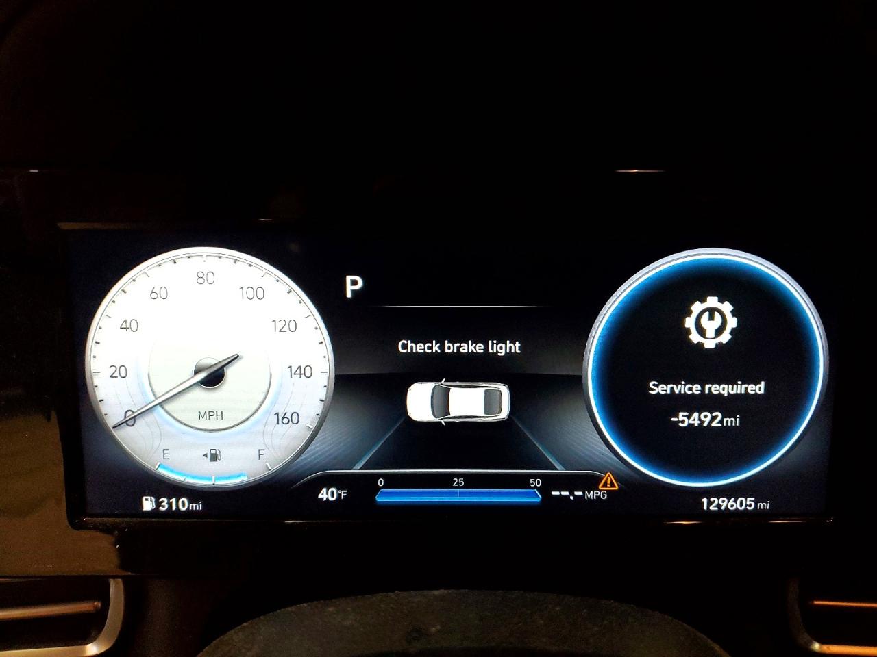 2022 HYUNDAI ELANTRA SEL photo 9