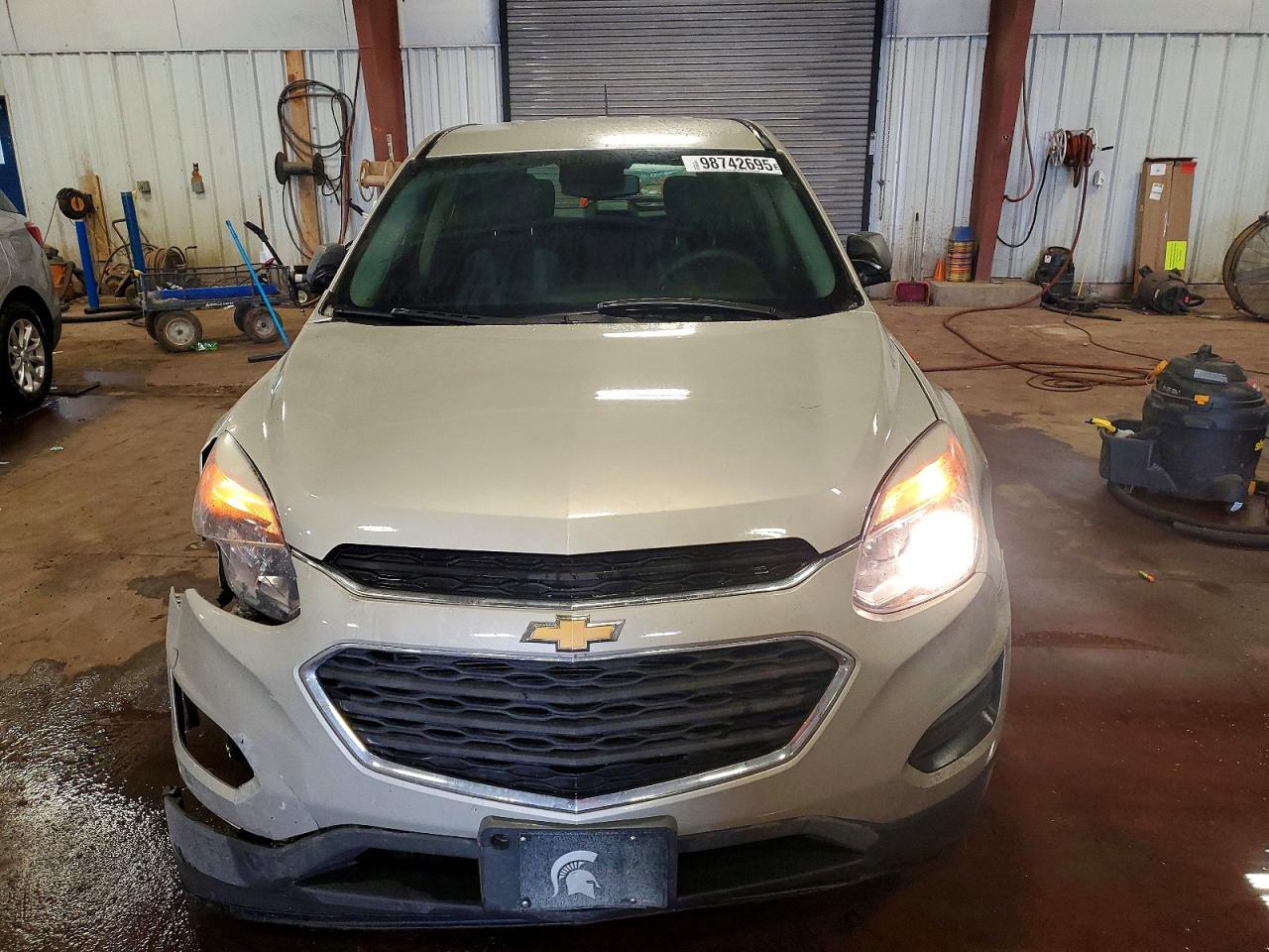 2016 CHEVROLET EQUINOX LS photo 9
