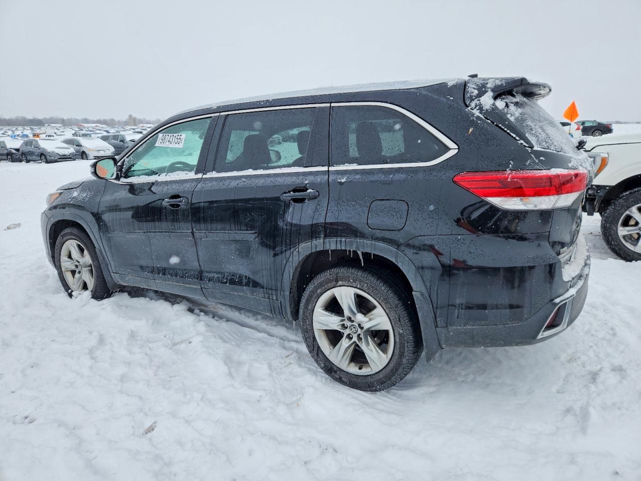 2017 TOYOTA HIGHLANDER LIMITED photo 2