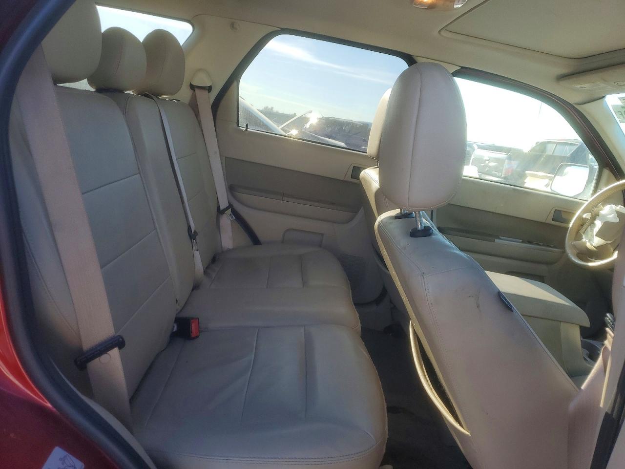 2012 FORD ESCAPE XLT photo 11