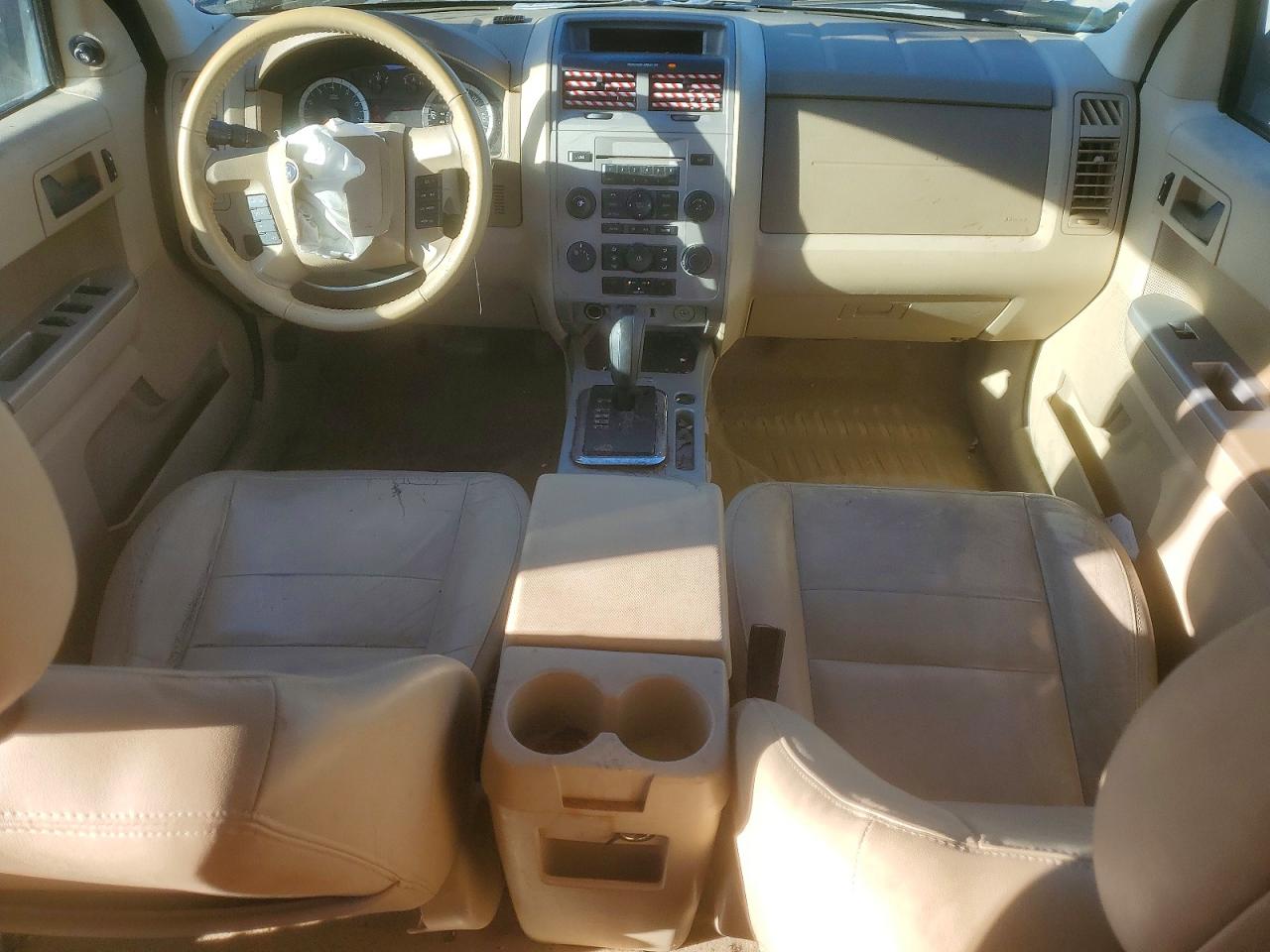 2012 FORD ESCAPE XLT photo 8