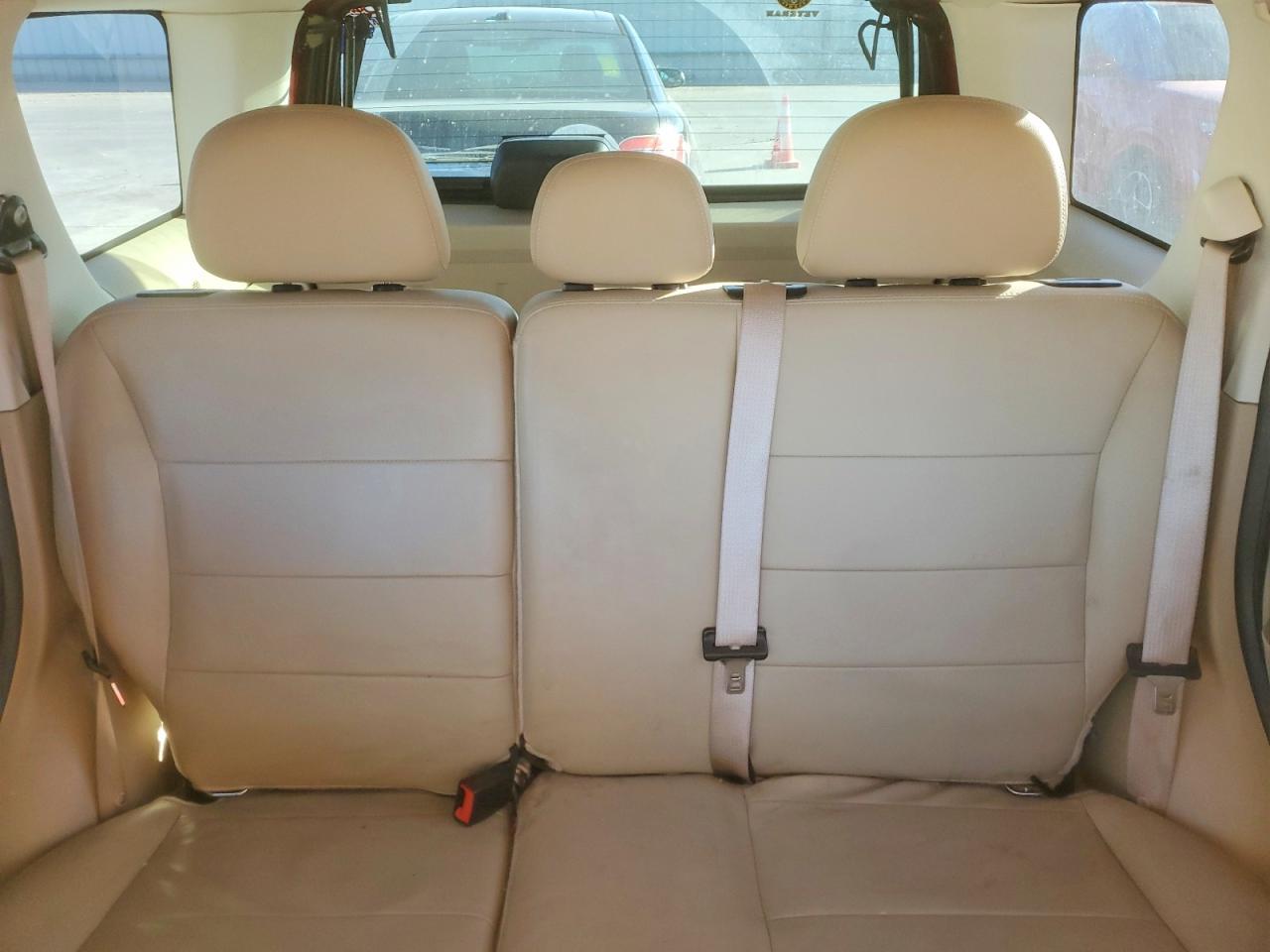 2012 FORD ESCAPE XLT photo 10