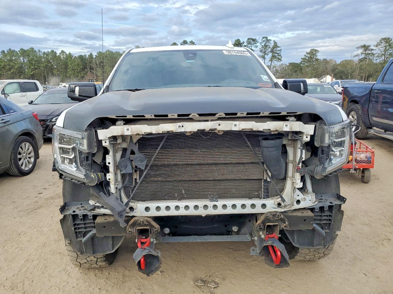 2019 GMC SIERRA K1500 AT4 photo 5