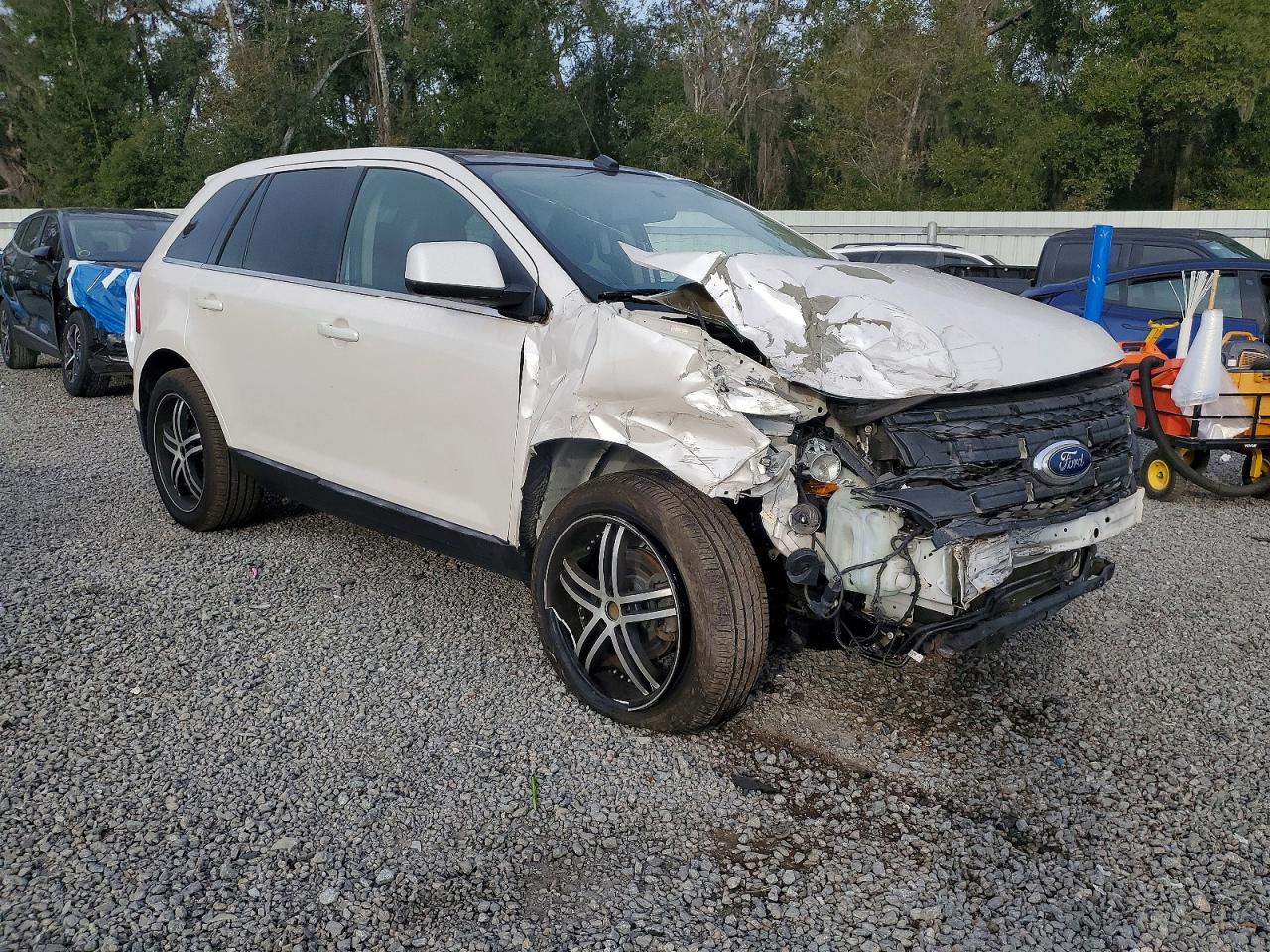 2011 FORD EDGE LIMITED photo 4